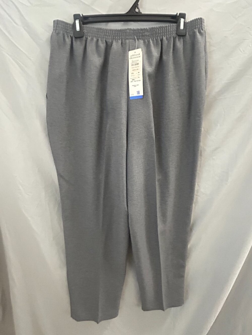 Alfred Dunner Classics Gray Proportioned Short Elastic Waist Pants Size 16 NWT - Picture 2 of 5